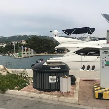 Cozy In The Heart Of Old Town Rab شقة *