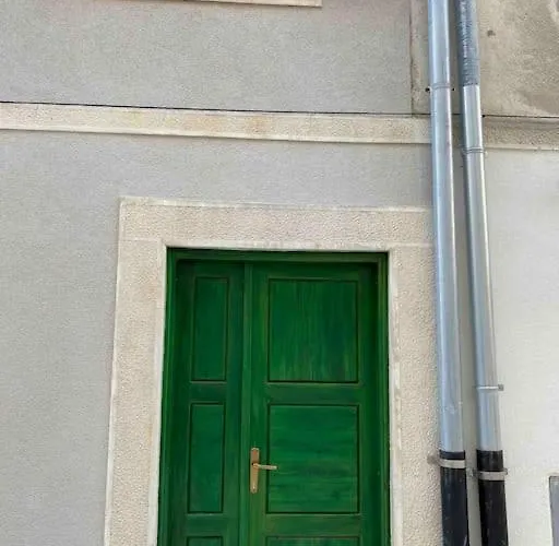 Apartman Cozy In The Heart Of Old Town Rab *