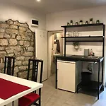 Cozy In The Heart Of Old Town Rab Lejlighed *