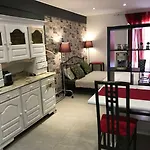 Apartment Cozy In The Heart Of Old Town Rab