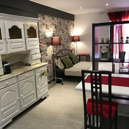 Apartment Cozy In The Heart Of Old Town Rab
